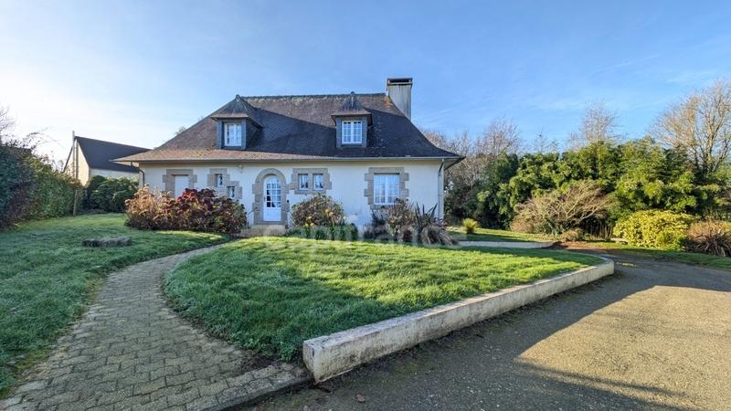 Maison - 172 m² - 7 pièces