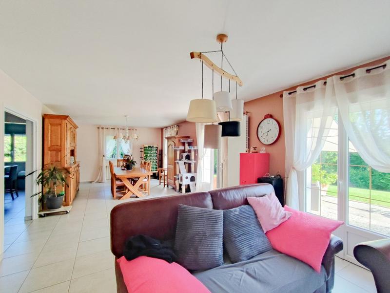 Maison - 140 m² - 4 pièces