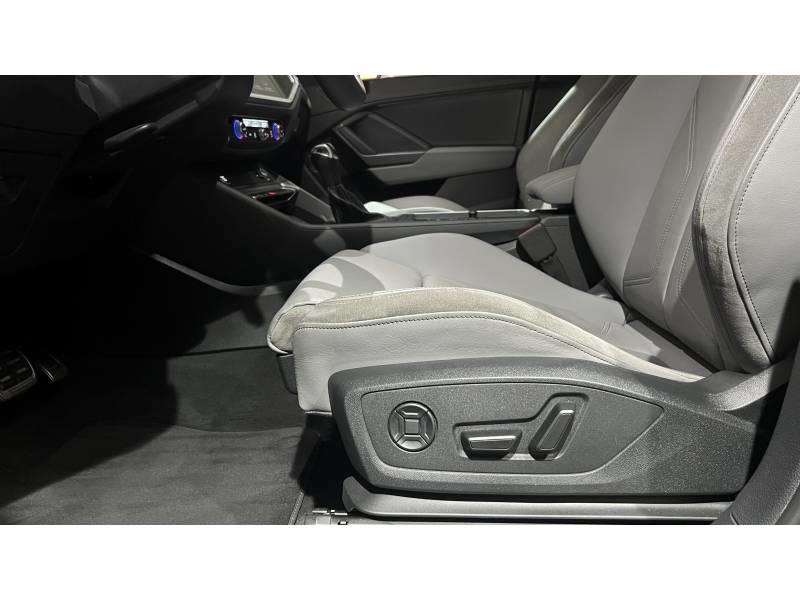 Audi Q3 45 TFSIe 245 ch s tronic 6 s line