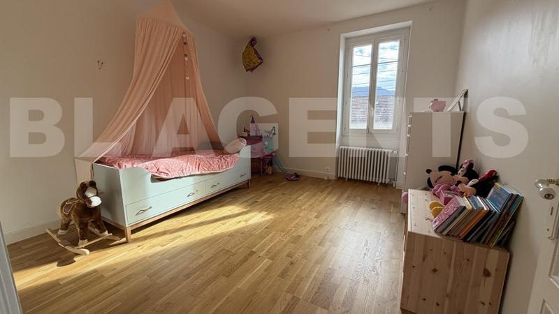 Maison de ville - 139 m² - 6 pièces