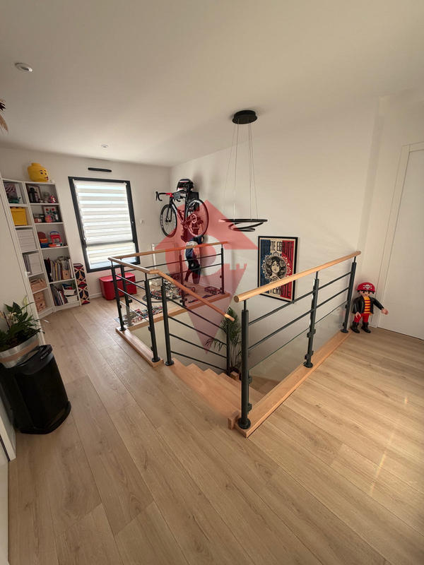 Maison - 119 m² - 6 pièces