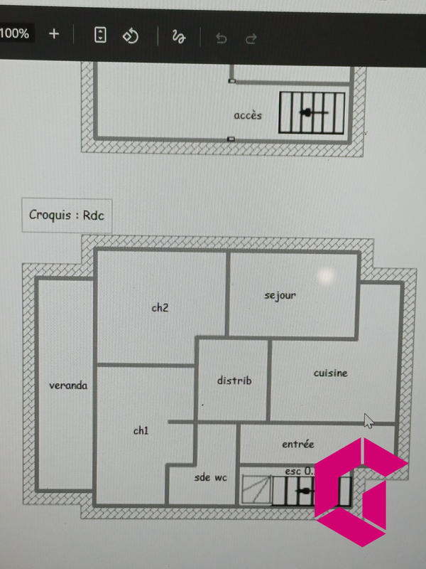 Maison traditionnelle - 138 m² - 9 pièces