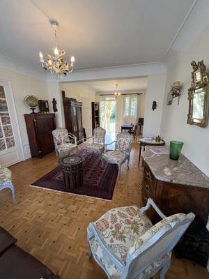 Maison - 150 m² - 7 pièces