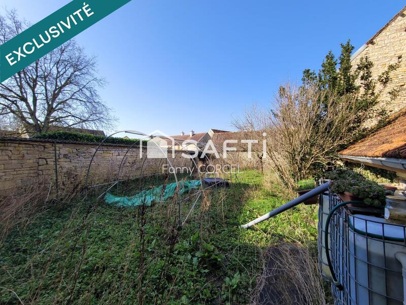 Maison - 93 m² - 4 pièces