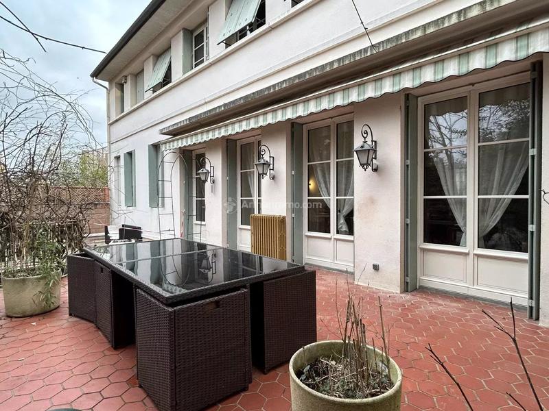 Appartement - 88 m² - 2 pièces