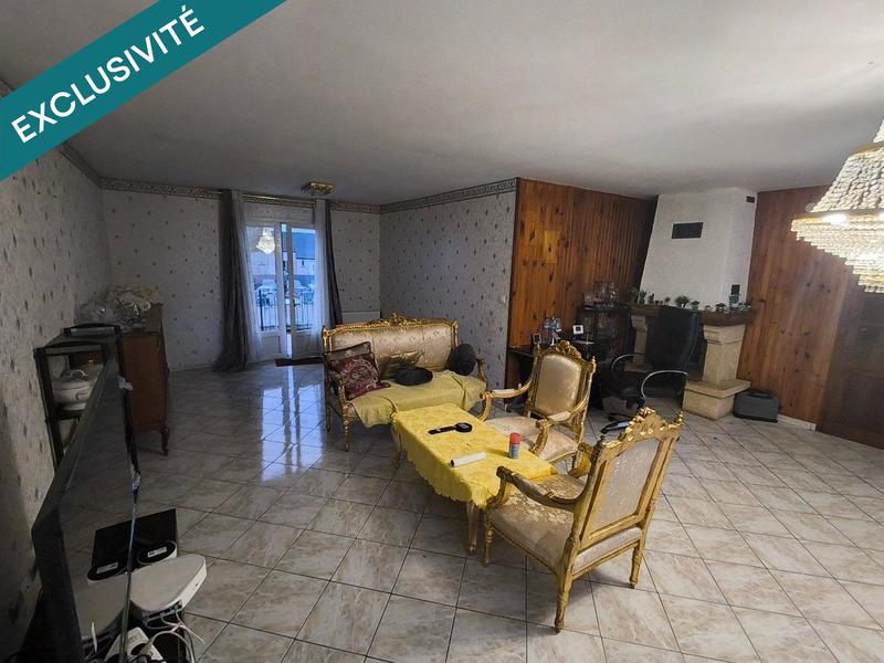 Maison - 123 m² - 8 pièces