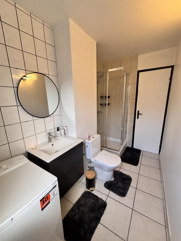 Appartement - 64 m² - 4 pièces