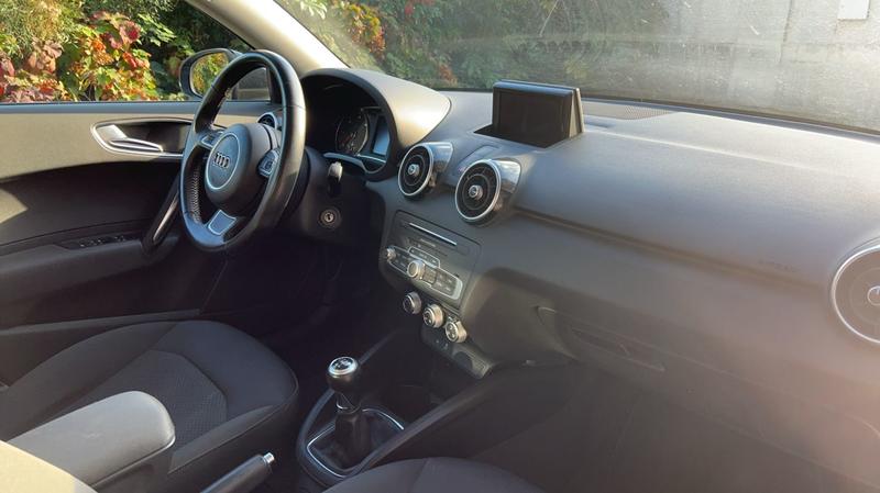 Audi A1 sportback I 1.4 Tdi 90 Ultra Business Line