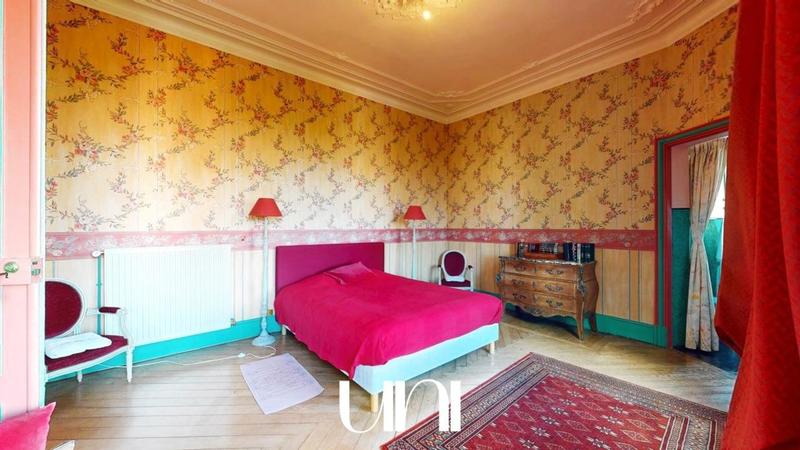 Château - 700 m² - 19 pièces