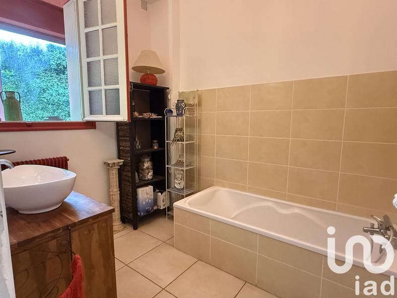 Maison - 316 m² - 13 pièces