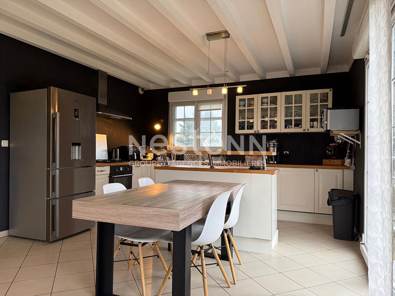 Maison - 140 m² - 6 pièces