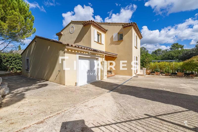 Maison - 179 m² - 6 pièces