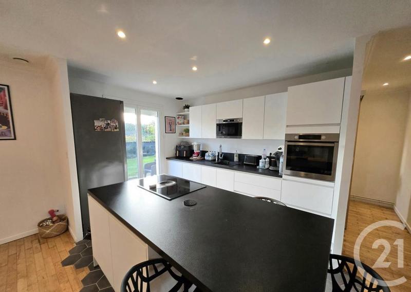 Pavillon - 103 m² - 6 pièces