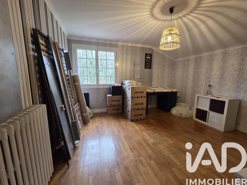 Maison - 203 m² - 7 pièces