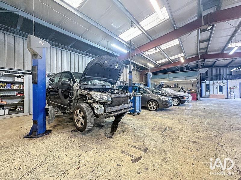 Local commercial - 824 m²