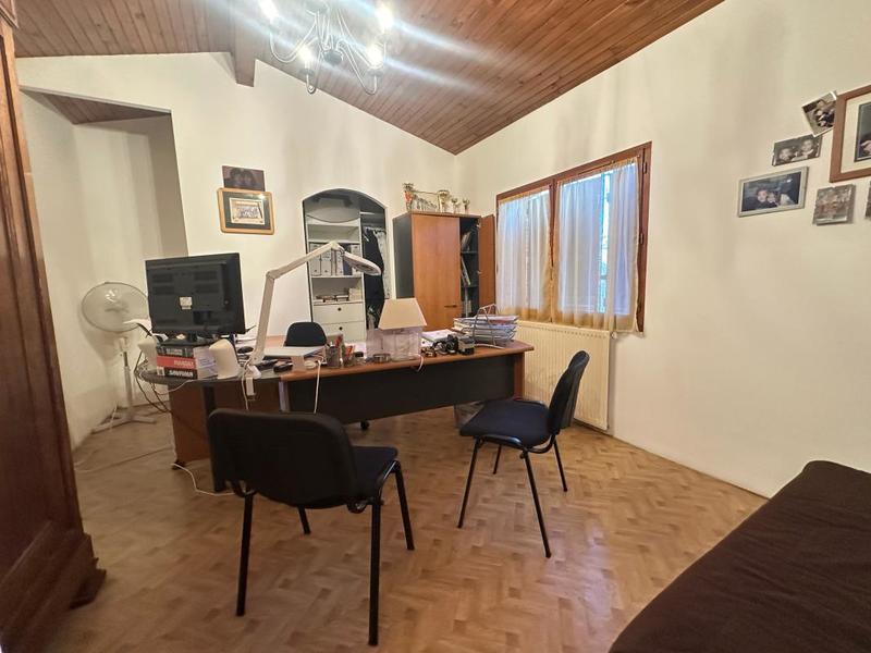 Maison - 192 m² - 6 pièces