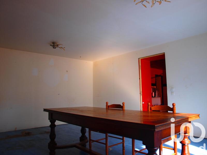 Maison - 400 m² - 4 pièces