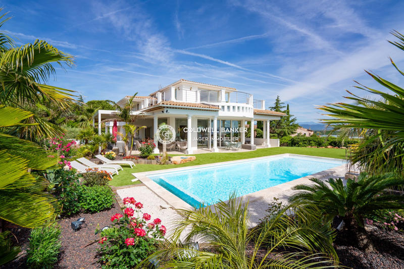 Maison - 450 m² - 8 pièces