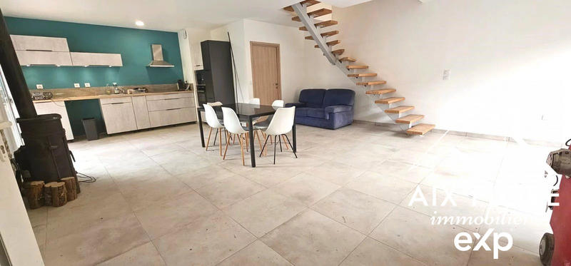 Maison - 99 m² - 4 pièces