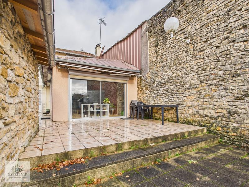 Maison - 138 m² - 6 pièces