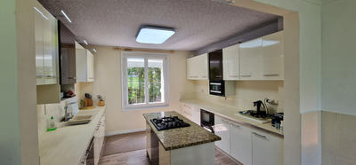 Maison - 110 m² - 5 pièces