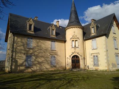 Château - 570 m² - 20 pièces