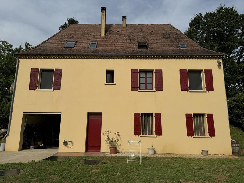 Maison traditionnelle - 140 m² - 5 pièces