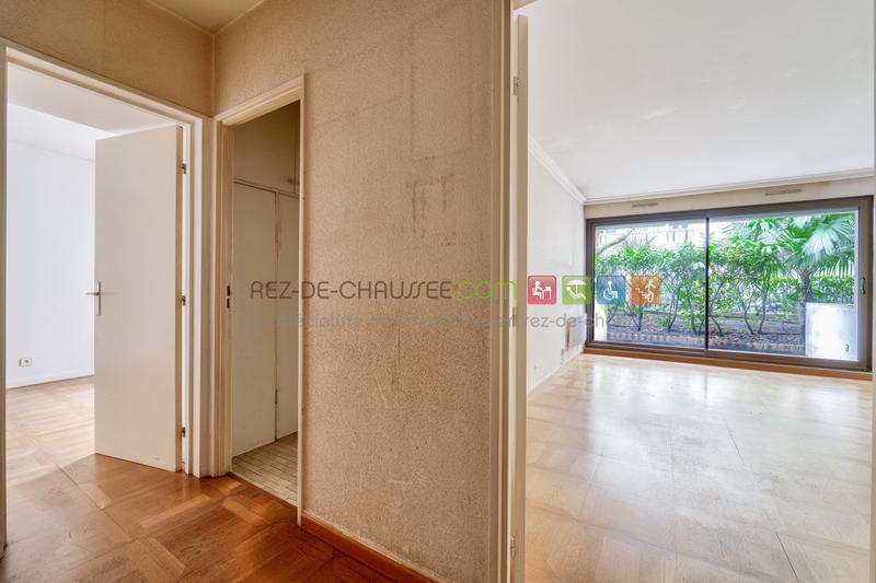 Bureau - 61 m² - 2 pièces