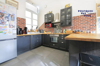 Appartement - 100 m² - 4 pièces
