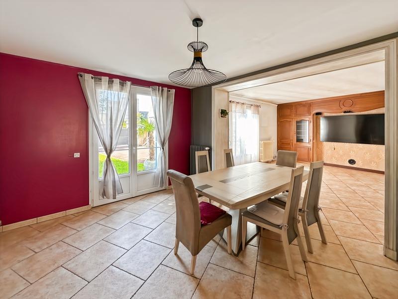 Maison - 190 m² - 7 pièces