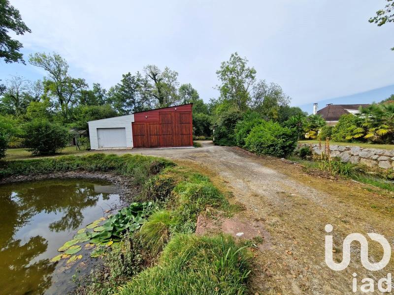 Maison - 349 m² - 6 pièces