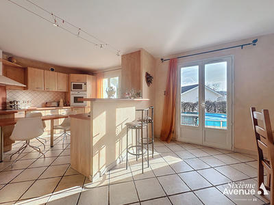 Maison - 123 m² - 7 pièces