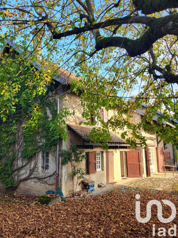 Maison - 250 m² - 8 pièces