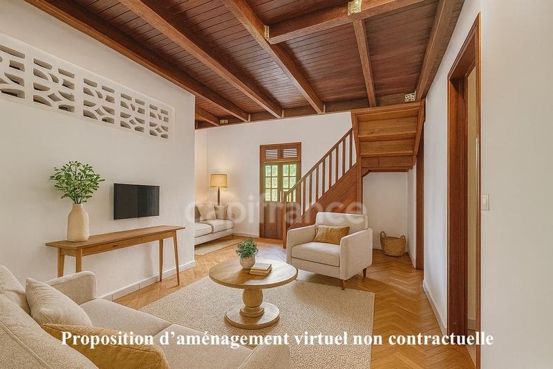 Maison - 150 m² - 9 pièces