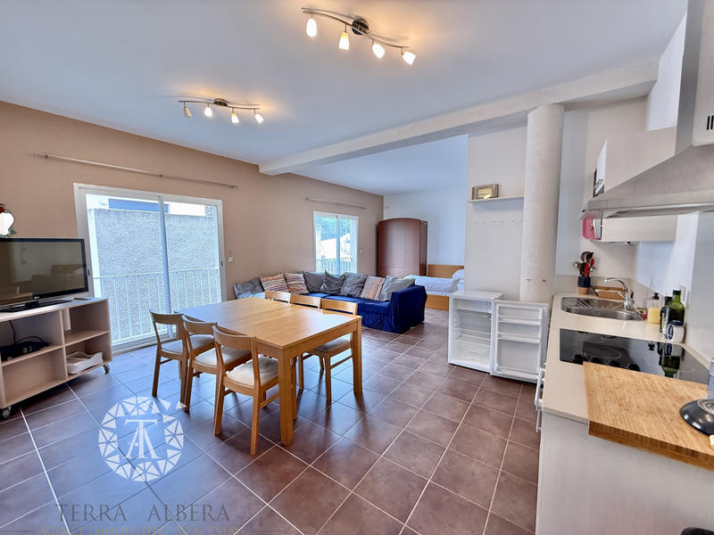 Immeuble - 220 m² - 6 pièces