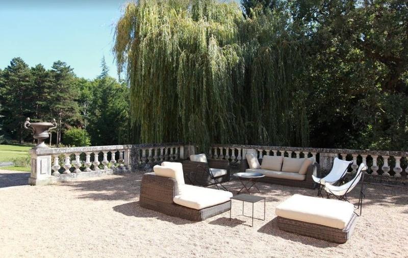 Manoir - 1 500 m² - 30 pièces