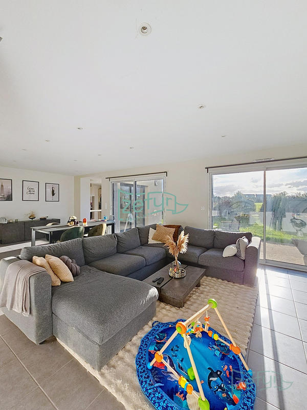 Maison contemporaine - 144 m² - 6 pièces