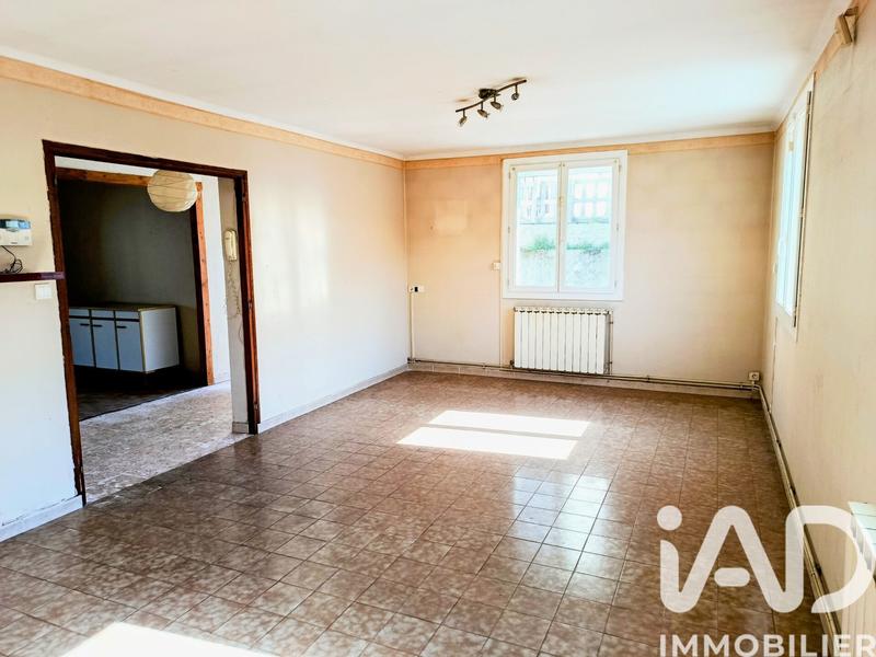 Maison - 98 m² - 5 pièces
