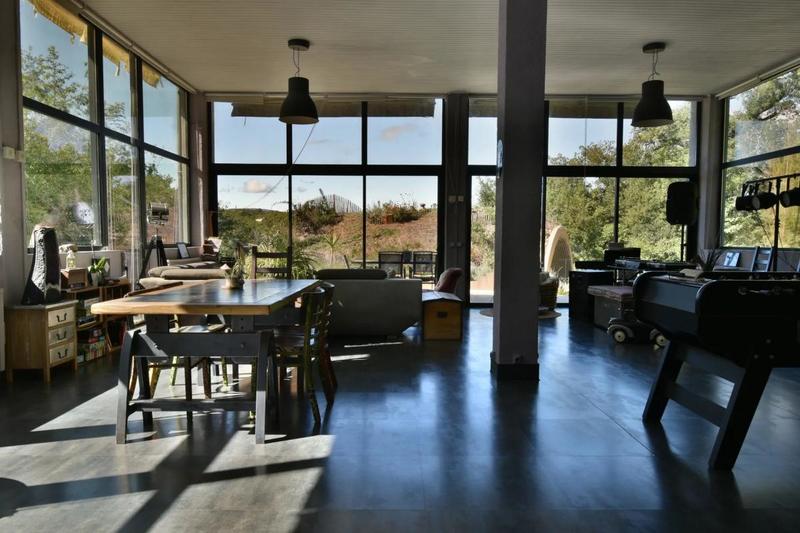 Mas - 296 m² - 8 pièces