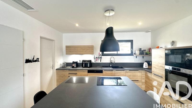 Maison - 134 m² - 7 pièces