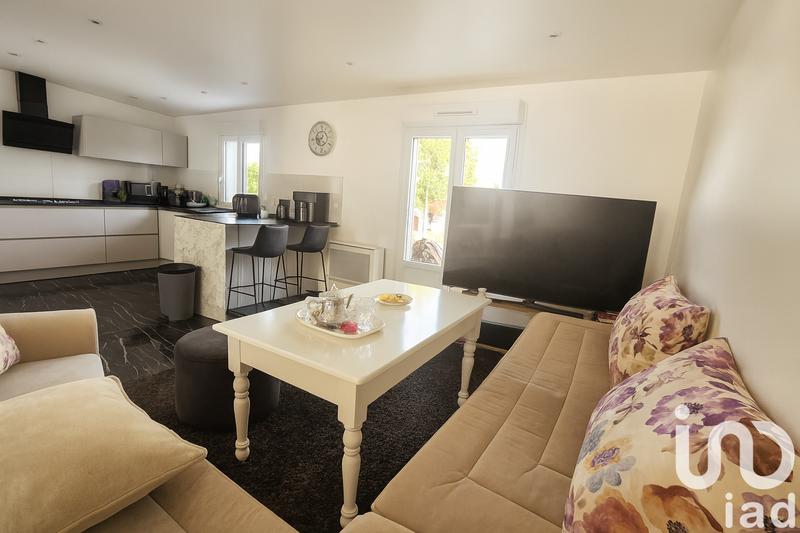 Maison - 90 m² - 5 pièces