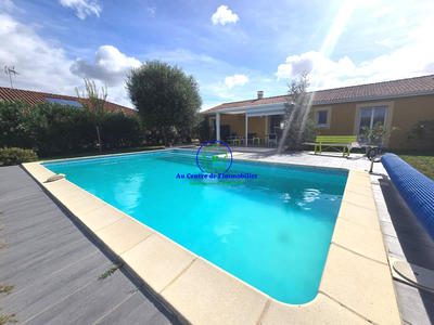 Maison - 90 m² - 4 pièces