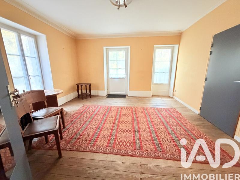 Maison - 430 m² - 12 pièces