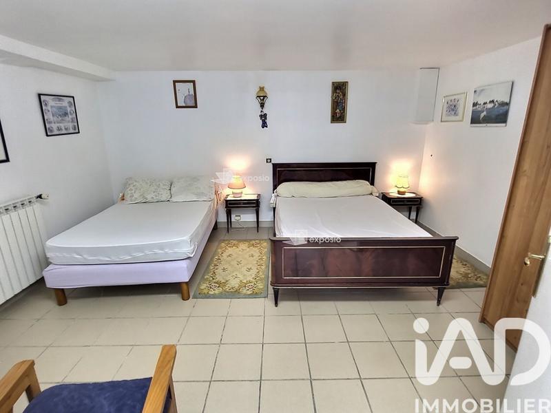 Maison - 385 m² - 11 pièces