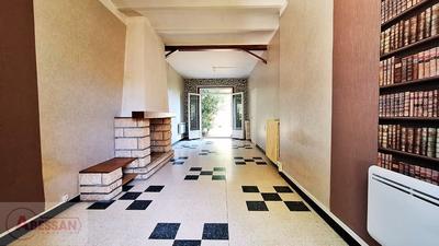 Maison - 226 m² - 9 pièces