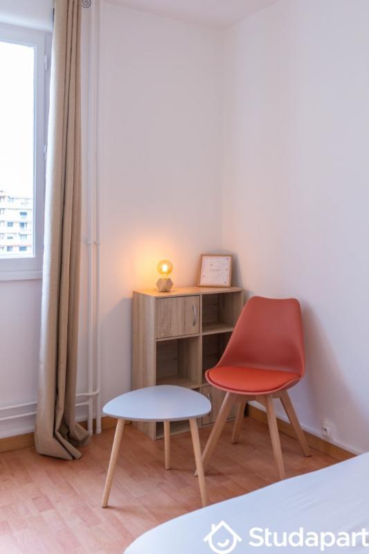 Chambre - 13 m² - 1 pièce