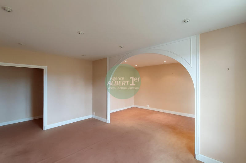 Appartement - 83 m² - 5 pièces