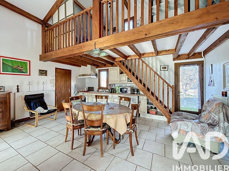 Maison - 110 m² - 4 pièces