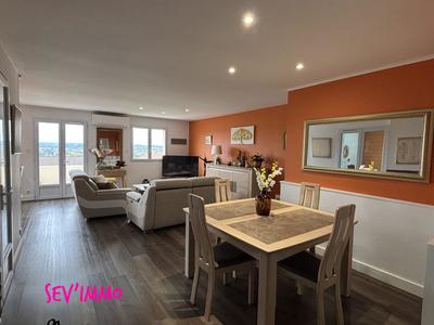 Maison - 128 m² - 5 pièces