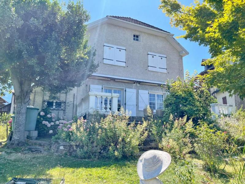 Maison - 177 m² - 7 pièces